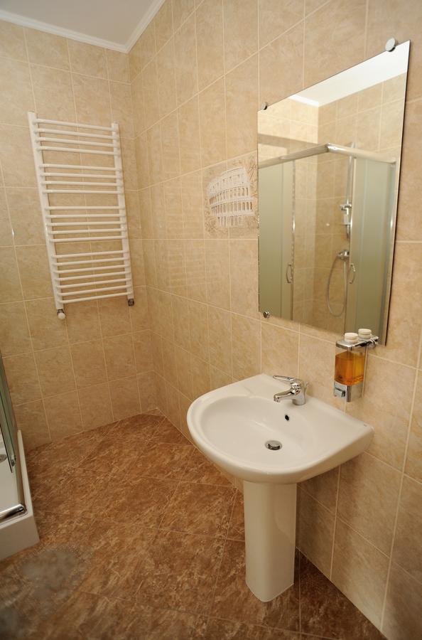 Hotel Vulyk Duliby Eksteriør billede